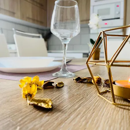 Kiss Apartment *