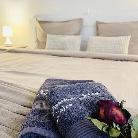 Kiss Apartment